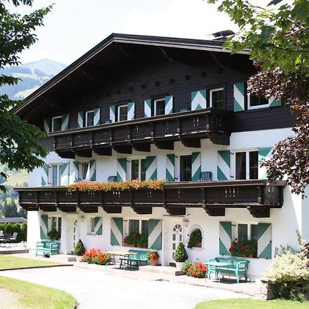 Das Christine Appartement Brixen im Thale Eksteriør billede