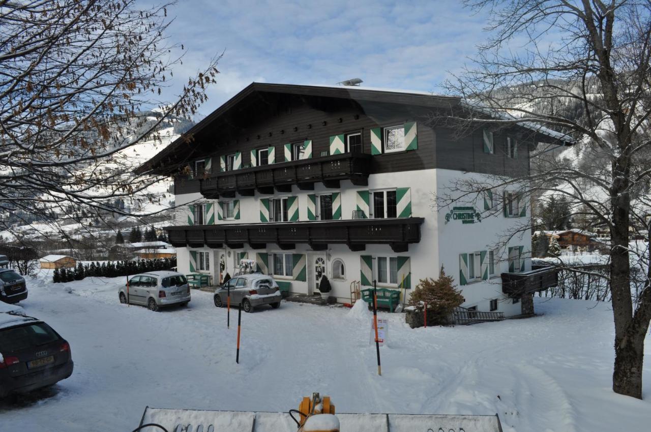 Das Christine Appartement Brixen im Thale Eksteriør billede